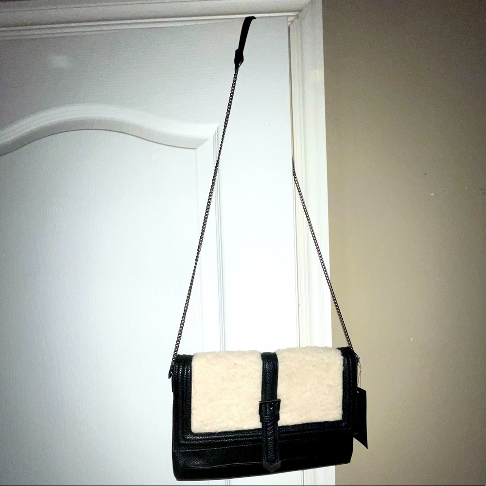 Steve Madden Black crossbody Purse
